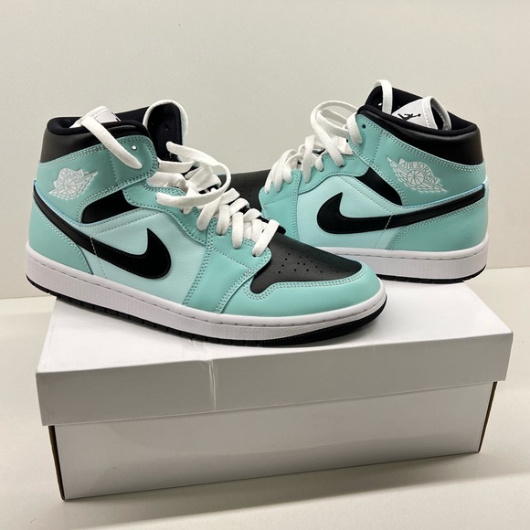 aqua black and white jordan 1